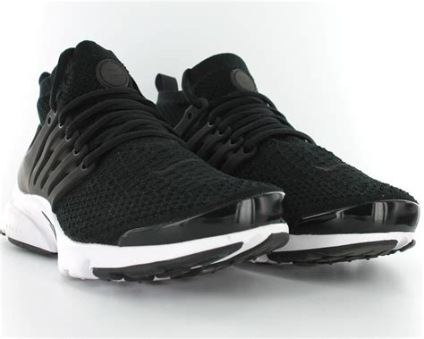 Nike Air Presto Ultra Flyknit 'Black & White' Release Date